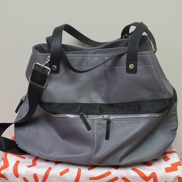 Steve Madden Handbags - STEVE MADDEN Travel Gym Gray Bag